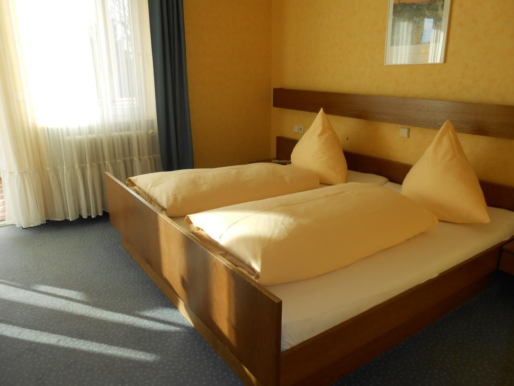 Landgasthof Schutzen Hotel Tengen ภายนอก รูปภาพ