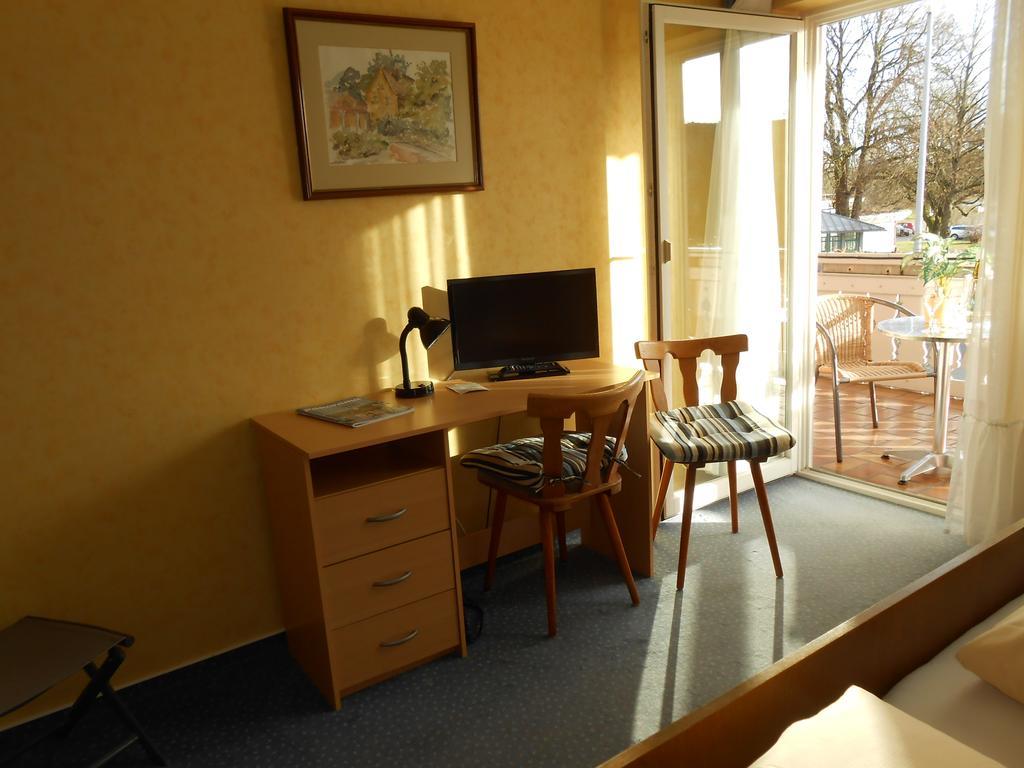 Landgasthof Schutzen Hotel Tengen ภายนอก รูปภาพ