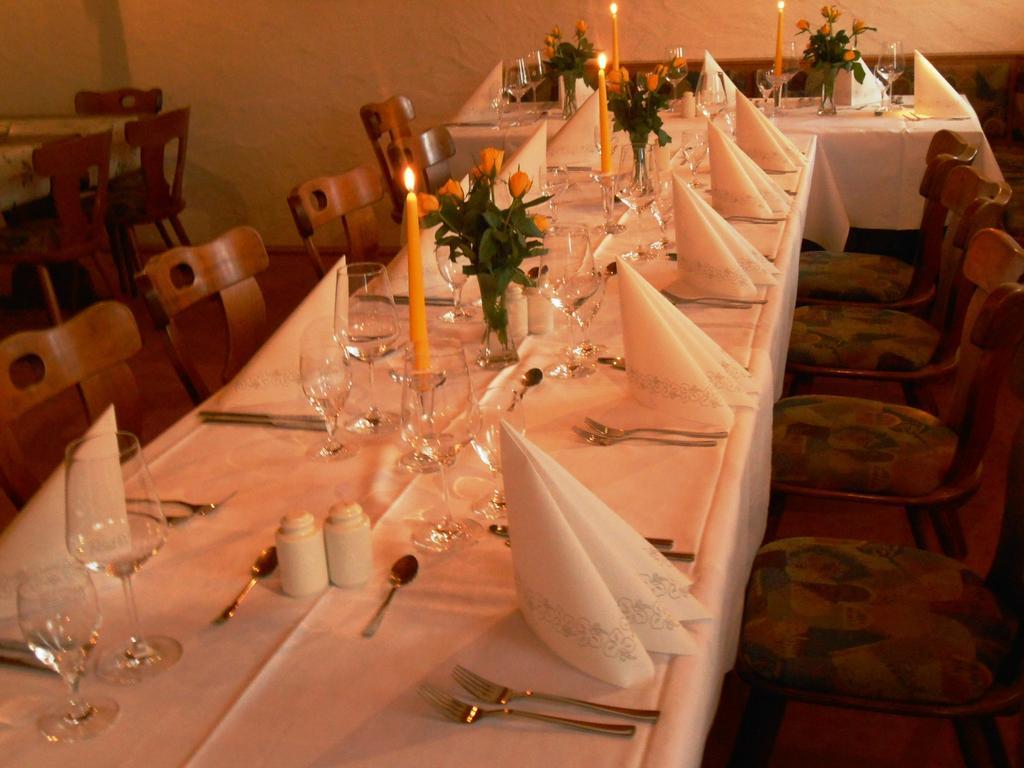 Landgasthof Schutzen Hotel Tengen ภายนอก รูปภาพ
